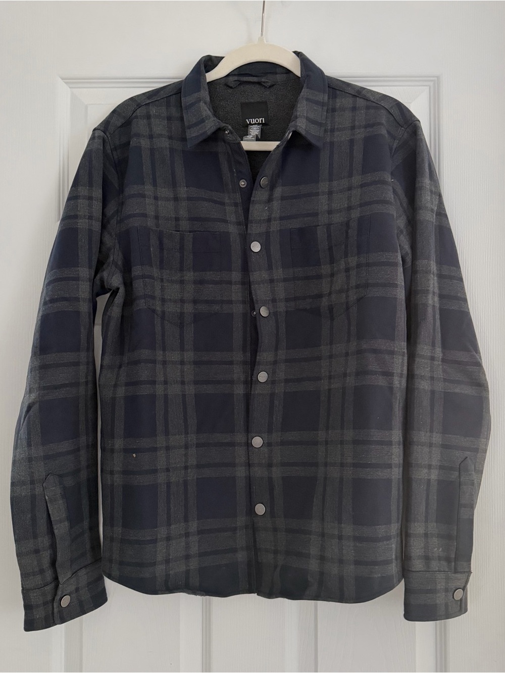 Men’s vuori range jacket plaid size Medium